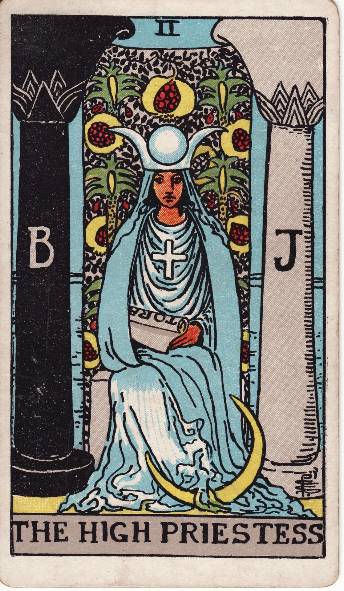The High Priestess tarot card - Major Arcana - intuition, sacred knowledge, divine feminine